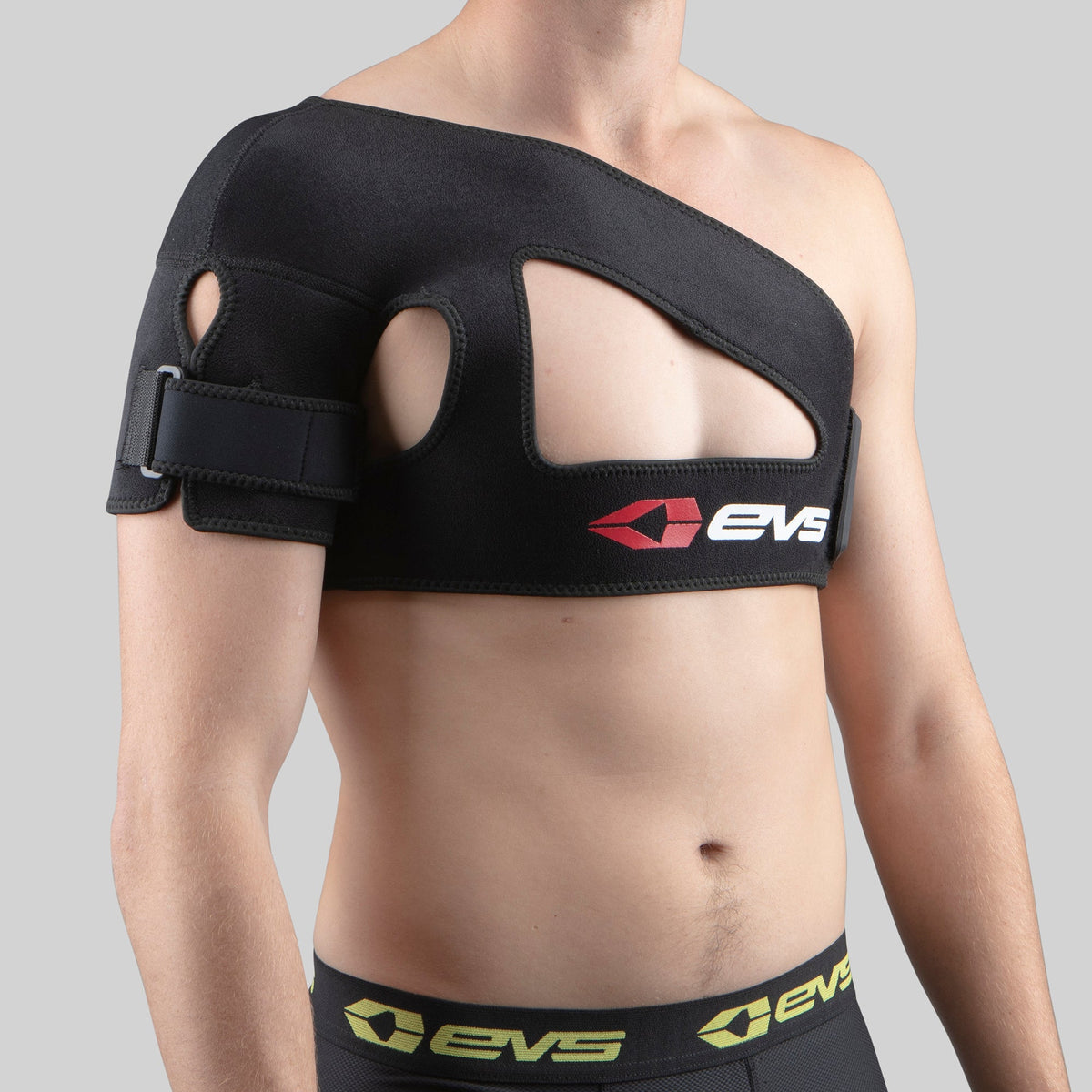 SB02 Shoulder Support - EVS Sports