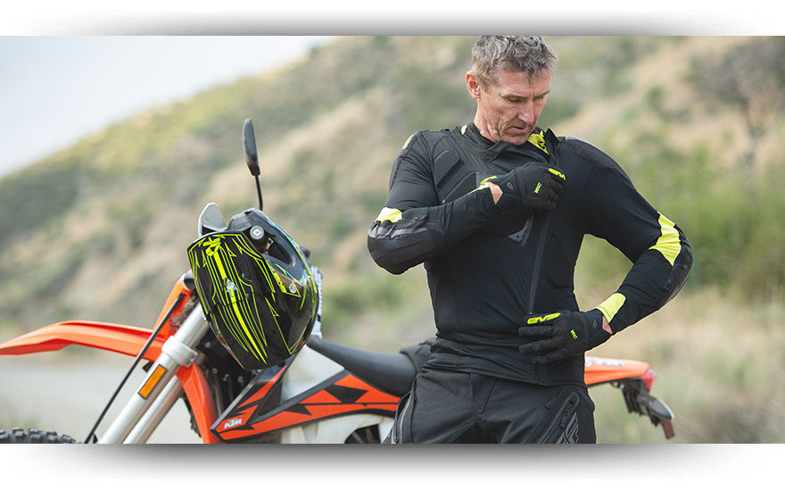 Roost Protection 101: How to Choose the Right Roost Deflector for Your Type of Riding