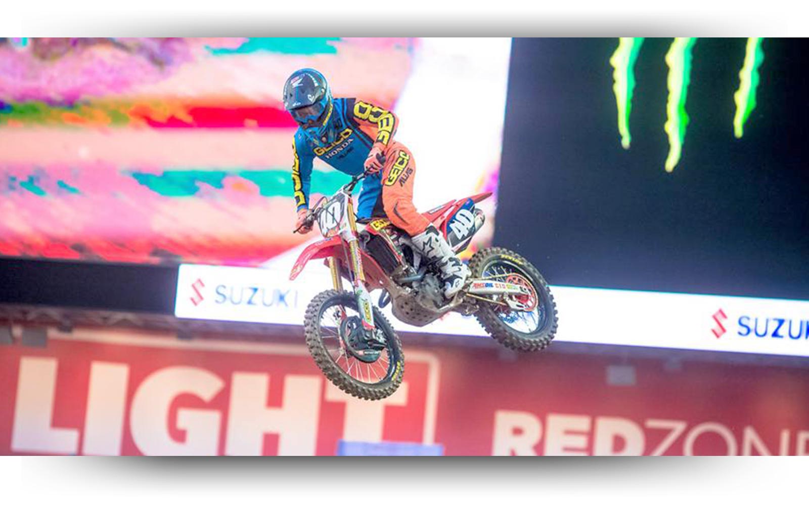 3 in the top ten at Glendale Supercross with Sexton in the Top 5