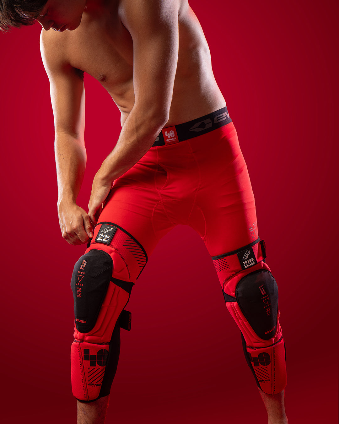 TP199 Knee Guard - 40th Anniversary - EVS Sports
