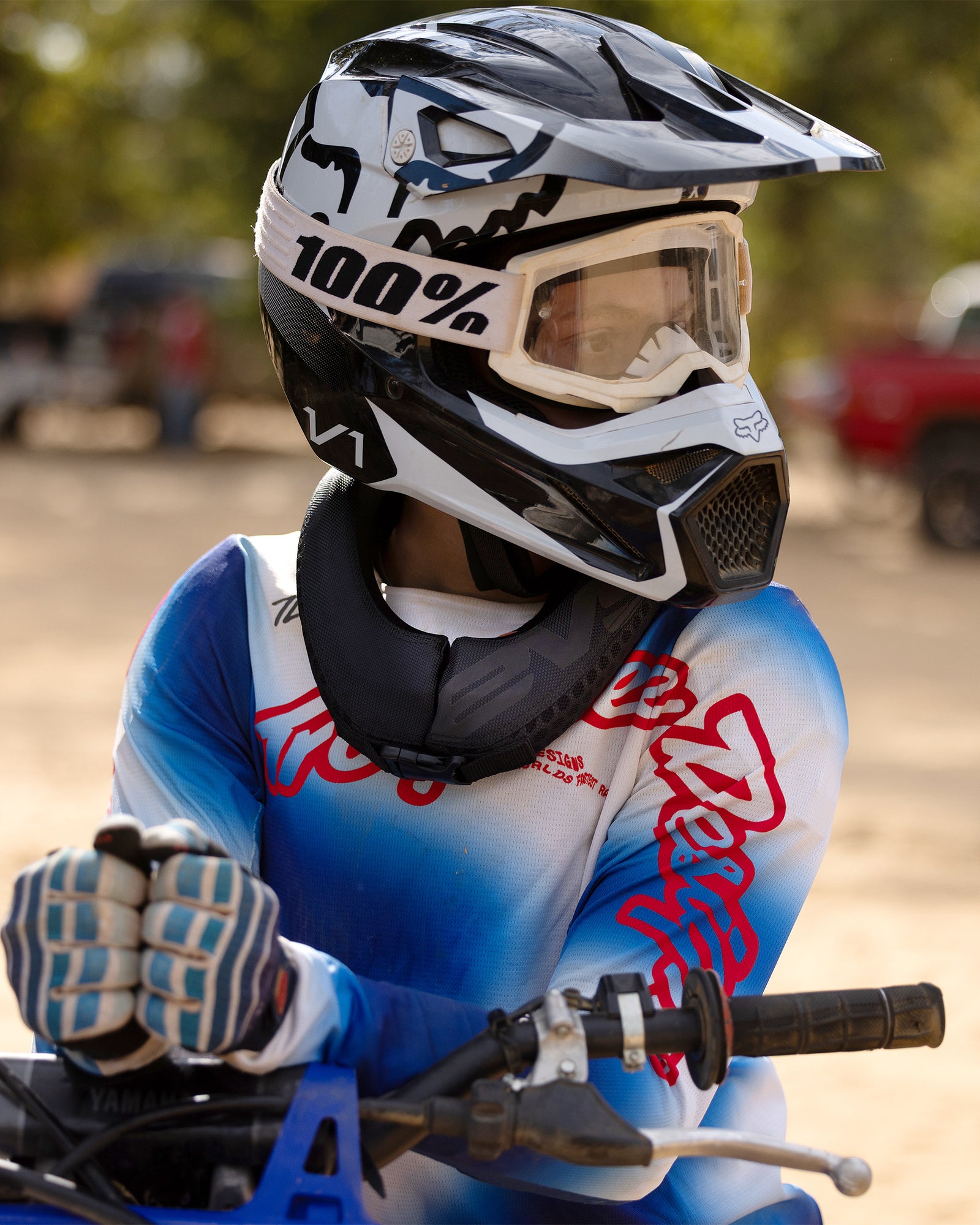 2026 R2 Race Collar - EVS Sports