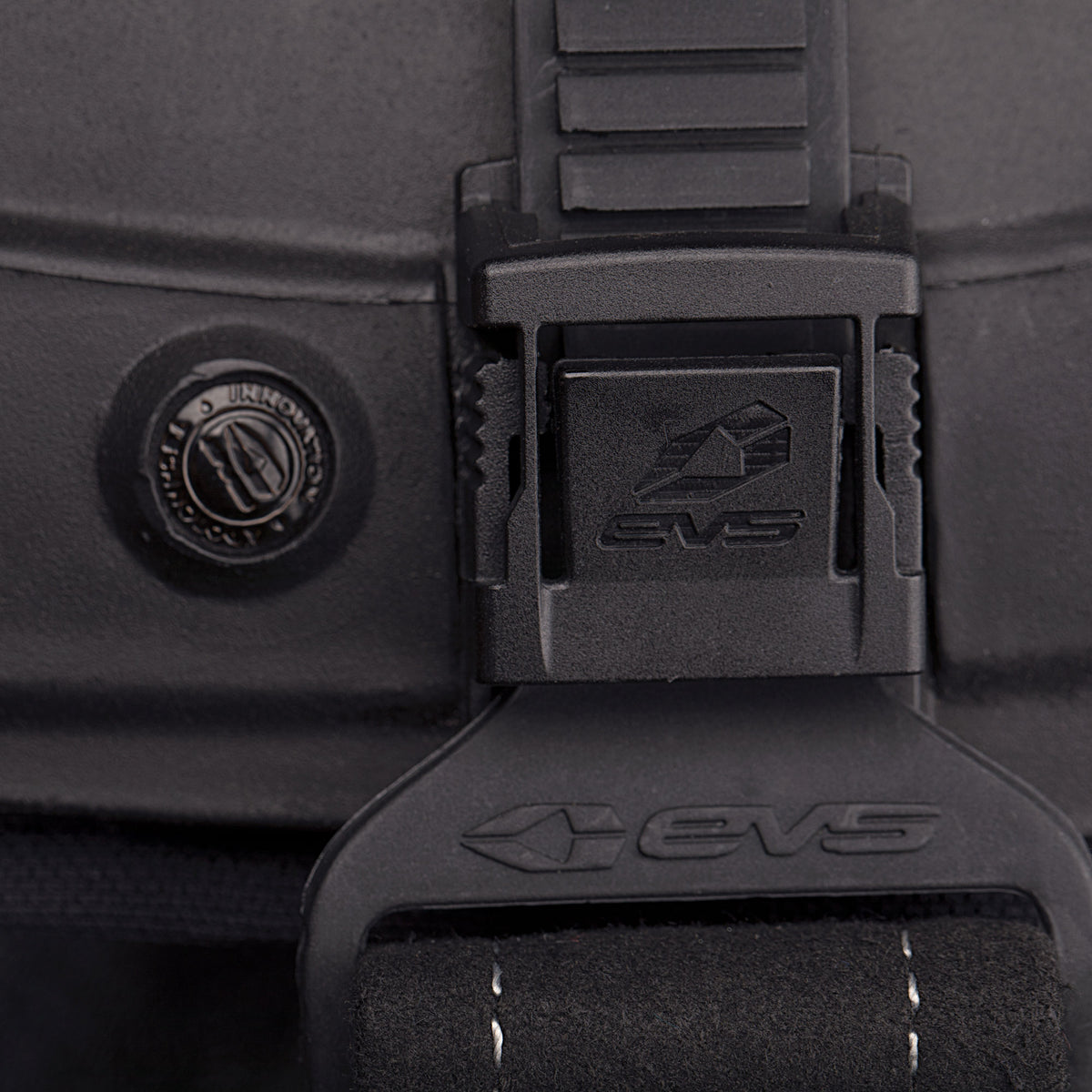 RS9 Knee Brace - Single - EVS Sports