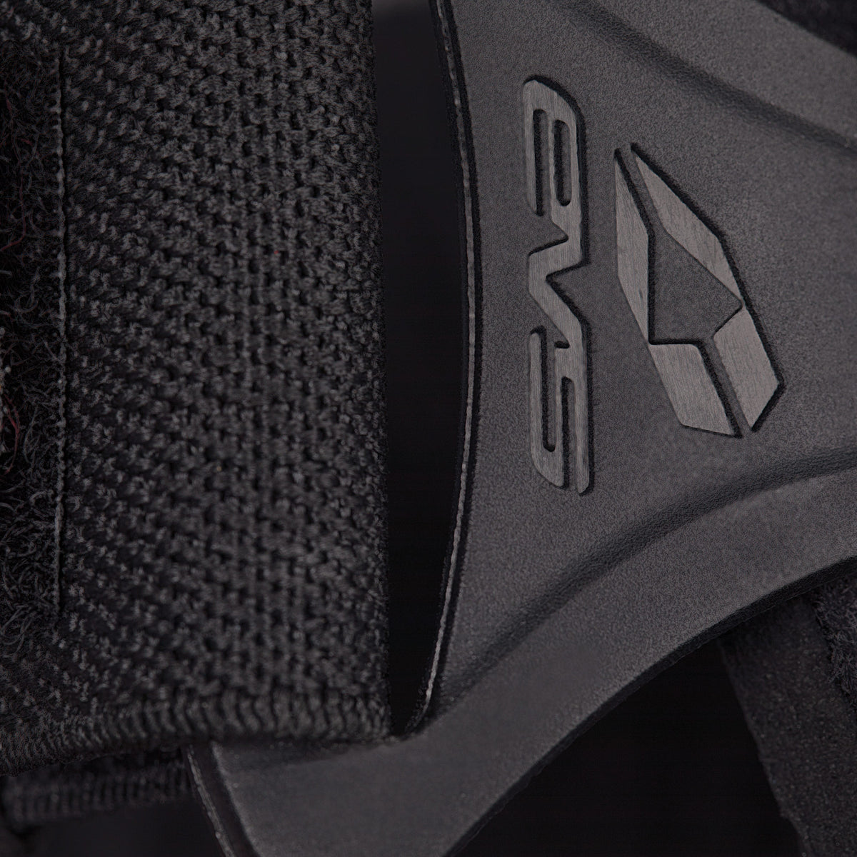 Web Pro Knee Brace - Single - EVS Sports