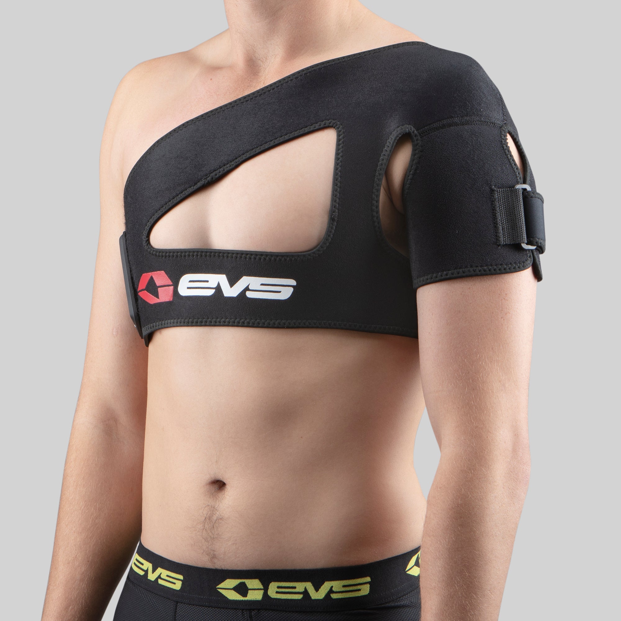 SB02 Shoulder Support - EVS Sports