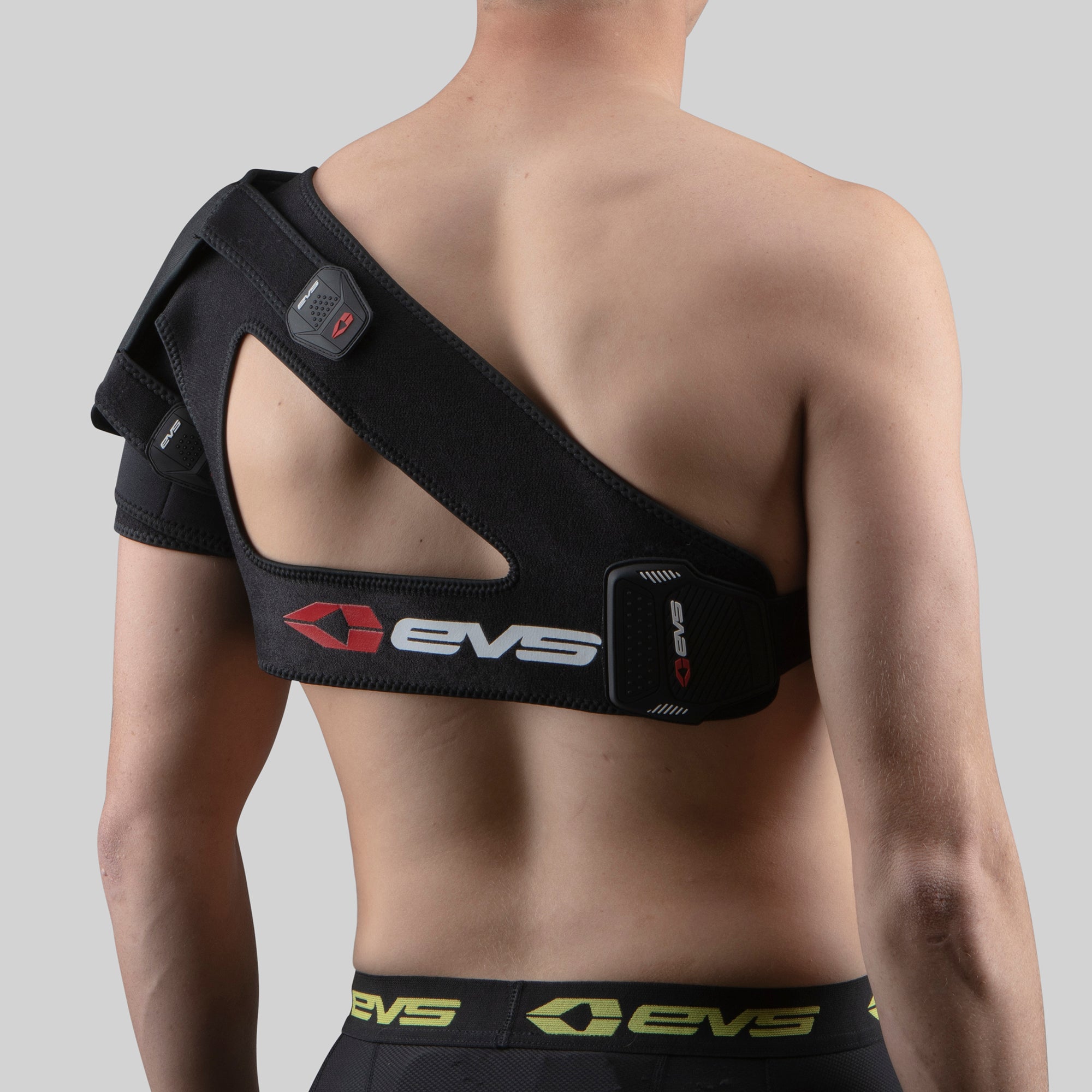 SB04 Shoulder Support - EVS Sports