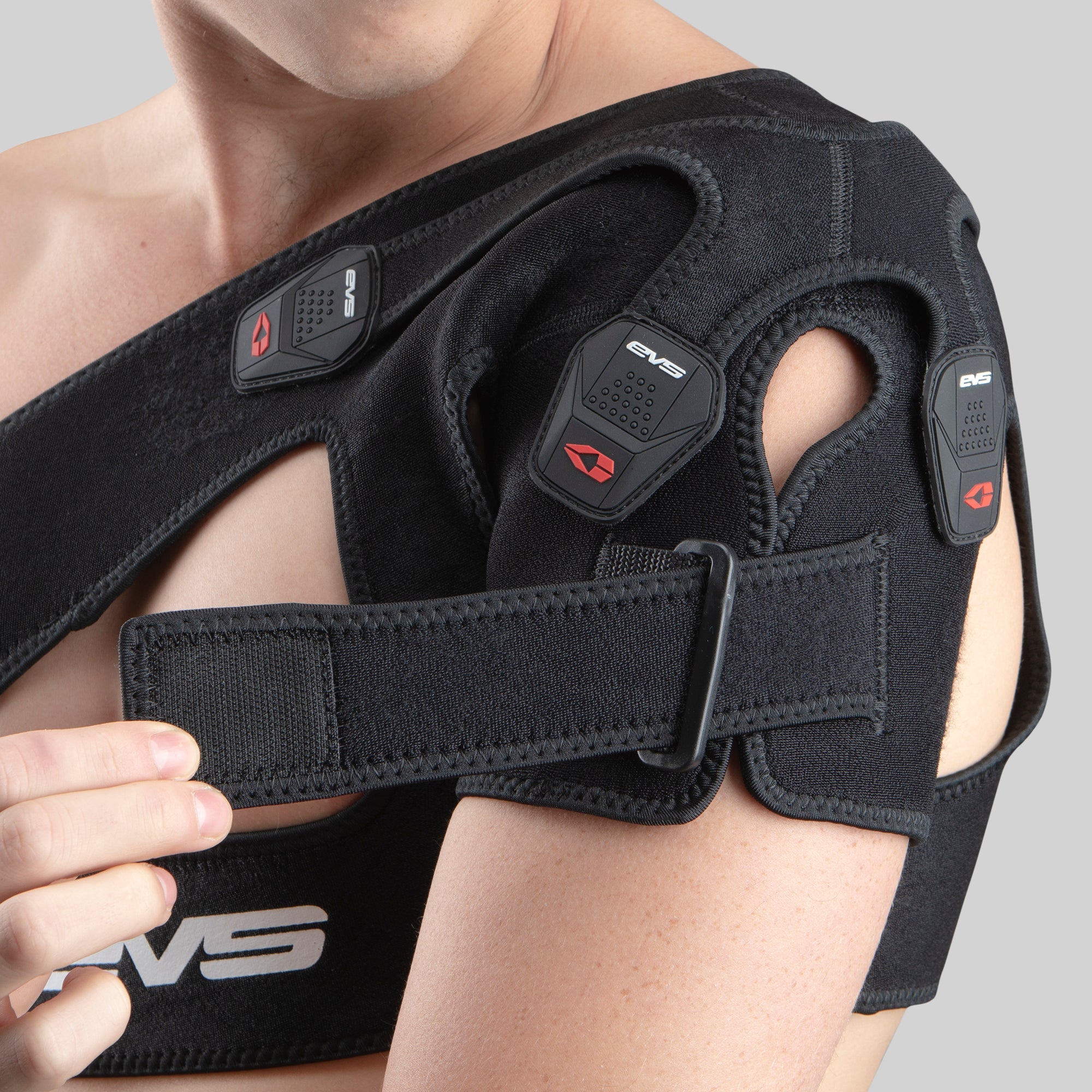 SB05 Shoulder Brace EVS Sports